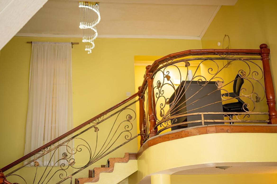 Teresita Home Jkia Nairobi Exteriör bild